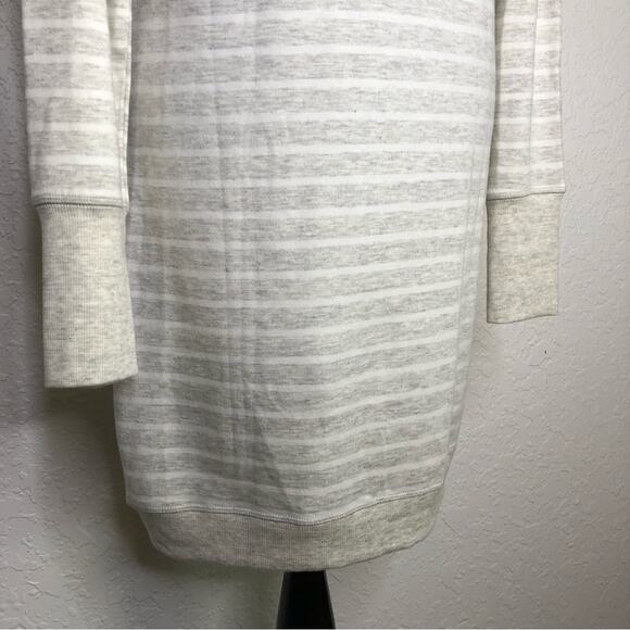 Athleta oatmeal white striped knit tunic asymmetrical hem dress size Medium - Picture 10 of 14